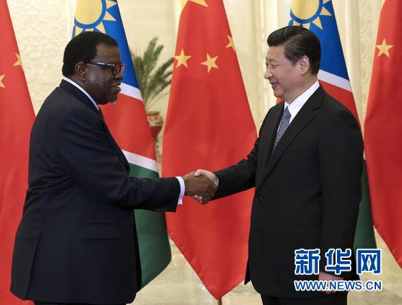 4月8日，國(guó)家主席習(xí)近平在北京人民大會(huì)堂會(huì)見(jiàn)納米比亞總理根哥布。新華社記者 龐興雷 攝