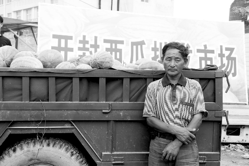　瓜農(nóng)老宋四天一車(chē)瓜還沒(méi)賣(mài)完