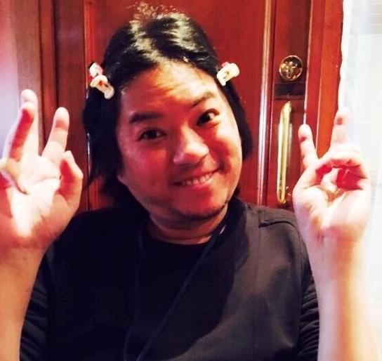 有一種傷害叫高曉松的自拍。