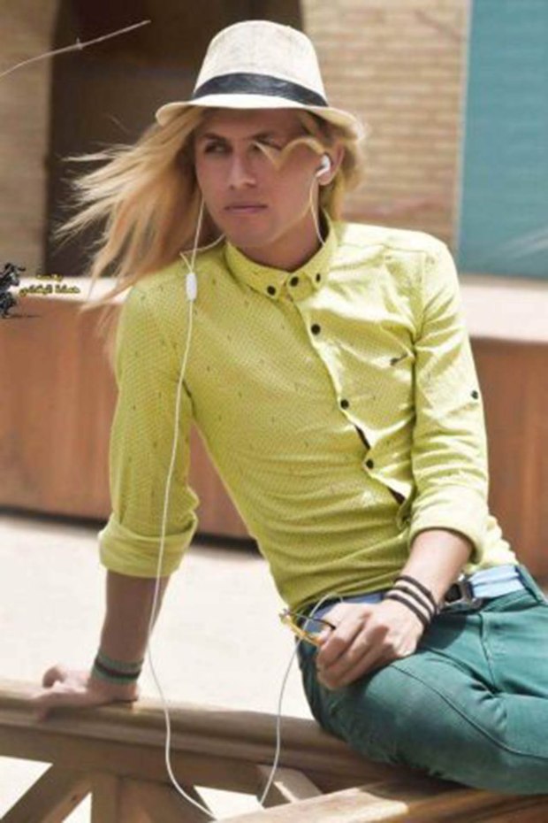 金發(fā)男模疑因長太帥被亂刀砍死 生前正準備選美