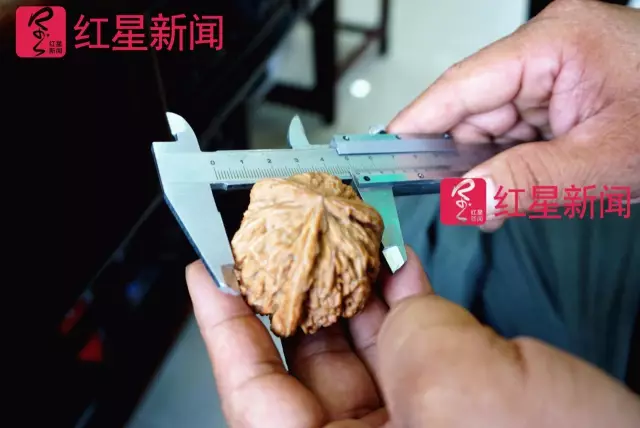 文玩核桃遇冷由幾萬一對降到5元沒人要？商戶否認(rèn)