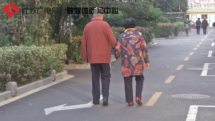 老太秀恩愛！網(wǎng)友被一封跨越60年的情書甜哭了