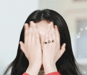 從李敏鎬到李棟旭，再次分手的“男神收割機”裴秀智被嘲太花心？