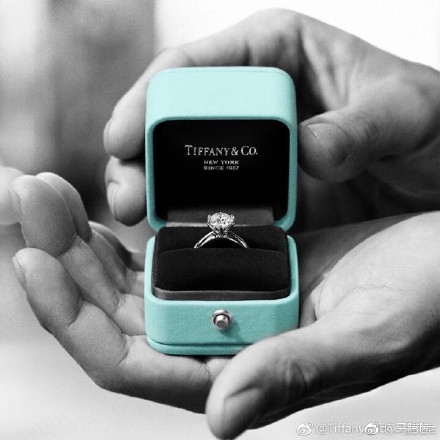 張馨予的婚紗成了淘寶爆款，知道價(jià)格后讓人大跌眼鏡！