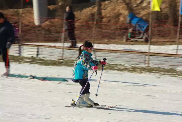 這幾個帥氣的姿勢，真的像專業(yè)級選手了呢