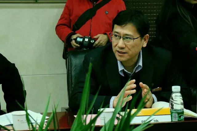 互動(dòng)結(jié)束后華潤(rùn)燃?xì)獾年愒タ傄矊?duì)各位達(dá)人們提出的問(wèn)題一一作出解答，可是讓大家伙兒們相當(dāng)滿(mǎn)意呢！