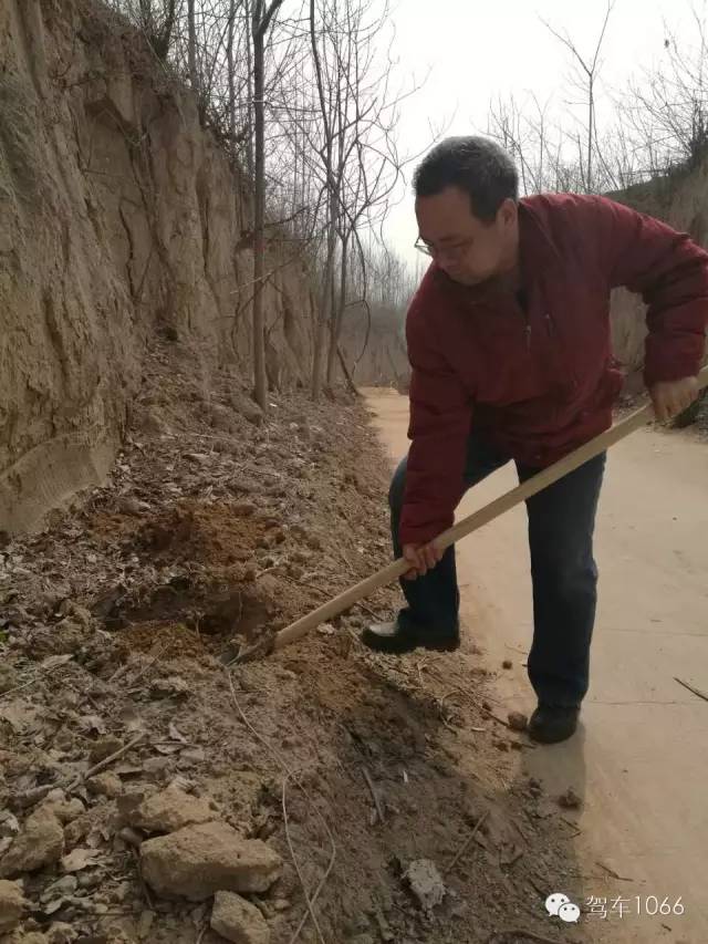 這大叔干起活也是很6呀！