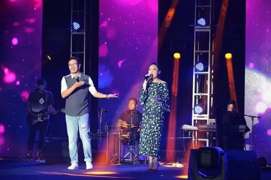 王騰霄、王曉序《制造浪漫》