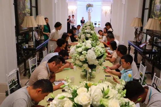 各位“小綠人”也把自己企業(yè)的問題通過卡片的形式，向劉東曉博士請教。