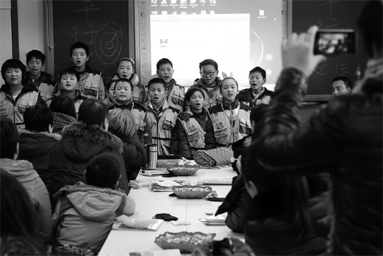 昨日的分享交流會上，孩子們集體朗誦詩歌