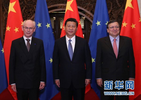 習(xí)近平會見歐洲理事會主席范龍佩和歐盟委員會主席巴羅佐。新華社記者 龐興雷 攝