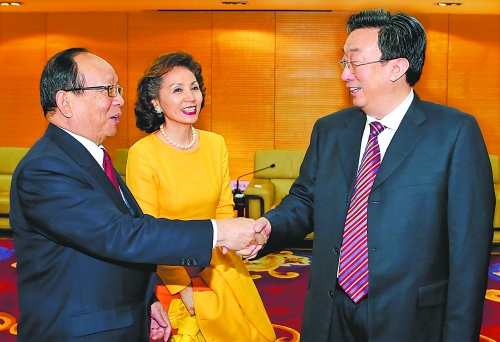 省委書記、省人大常委會主任郭庚茂在鄭州會見了前來參加癸巳年黃帝故里拜祖大典的中國國民黨副主席蔣孝嚴(yán)一