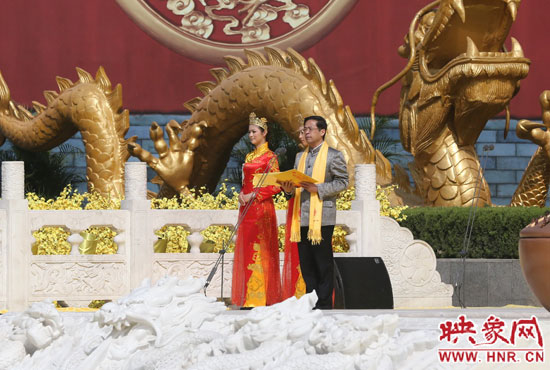 省委副書記、省政協(xié)主席葉冬松致歡迎詞。映象網(wǎng)記者 邵恰 攝