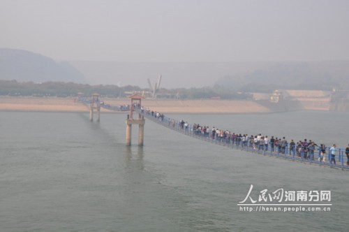 濟(jì)源旅游景區(qū)游客再現(xiàn)“井噴” 攬金3.37億元