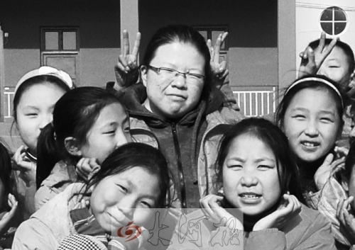 濟(jì)源特崗教師奔走呼吁 為山里孩子引來(lái)愛(ài)心救助