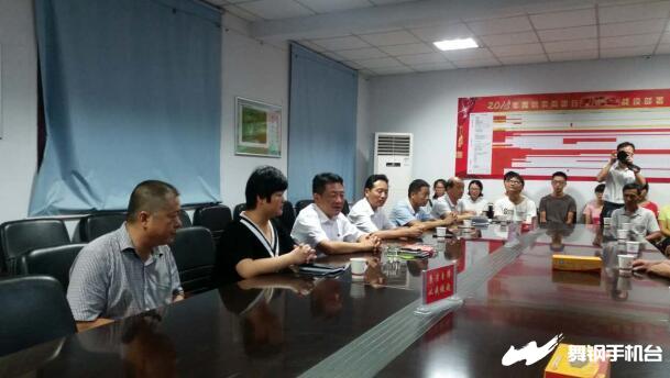 雪中送炭！農(nóng)商銀行為10名貧困學(xué)子的大學(xué)夢(mèng)保駕護(hù)航