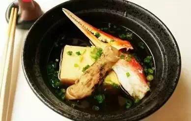 就一點(diǎn)兒紫菜跟生魚片 日料沒吃什么為啥還那么貴？