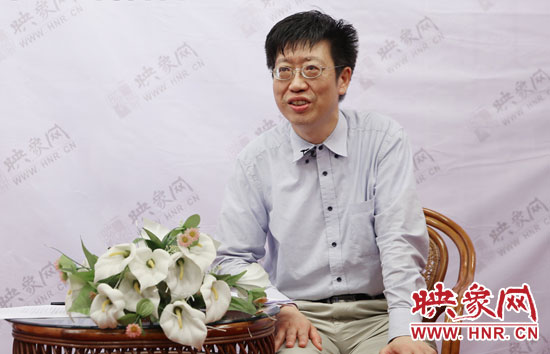 復(fù)旦大學(xué)河南招生組組長(zhǎng)趙一鳴做客映象網(wǎng)《名校面對(duì)面》系列訪(fǎng)談