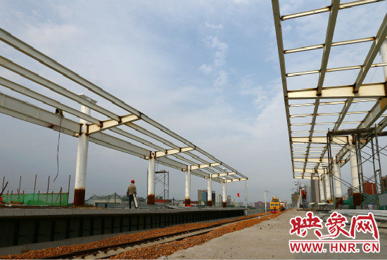 鄭信路站的主體框架已經(jīng)完工。