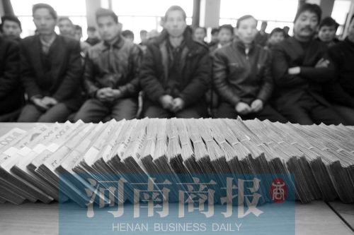 打擊拖欠農(nóng)民工工資，鄭州今年又出狠招（資料圖）河南商報(bào)記者 王春勝/攝