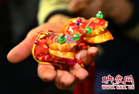 非?？蓯鄣男∏嗤? width=