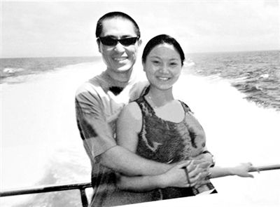 張藝謀與現(xiàn)任妻子陳婷。資料圖片