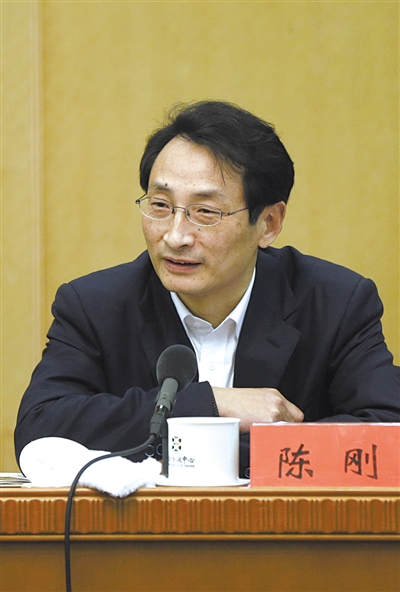 昨日，北京市人大代表、北京市副市長陳剛參與豐臺團小組討論。 新京報記者 浦峰 攝