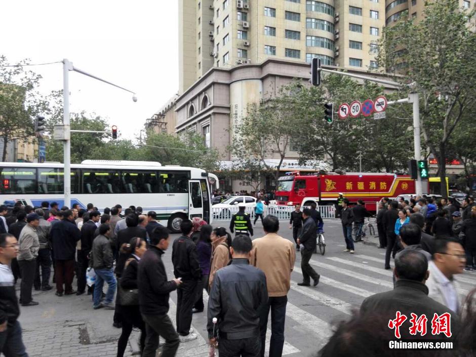 自治區(qū)和烏魯木齊市有關部門迅速處置，傷員已全部送往醫(yī)院救治。