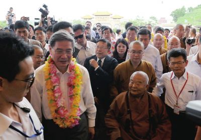 張志軍步入禮敬大廳。