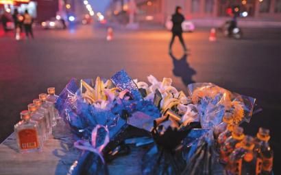 五名犧牲消防戰(zhàn)士被授予烈士稱(chēng)號(hào)