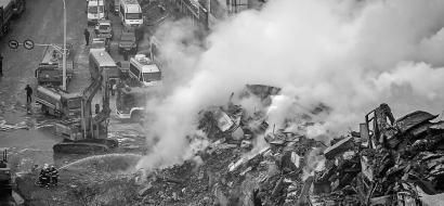 五名犧牲消防戰(zhàn)士被授予烈士稱(chēng)號(hào)