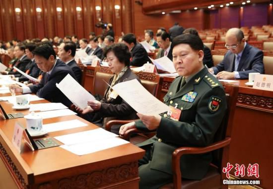 十二屆全國人大三次會(huì)議今開幕 李克強(qiáng)作政府工作報(bào)告