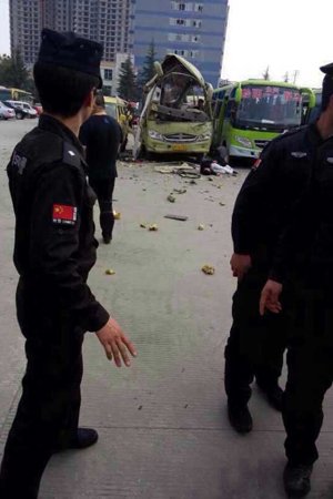 爆炸現(xiàn)場(chǎng)。圖片來自網(wǎng)絡(luò)