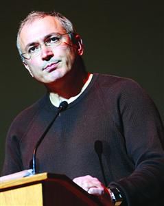 2014年3月10日，烏克蘭，霍多爾科夫斯基在基輔理工大學發(fā)表演講。