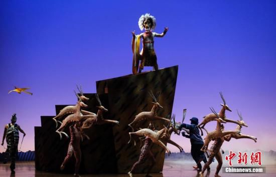 資料圖：6月14日晚，迪士尼經(jīng)典音樂劇《獅子王》中文版在上海舉行全球首演