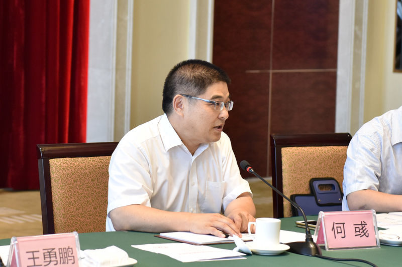 省委宣傳部副部長、省委網(wǎng)信辦主任何彧