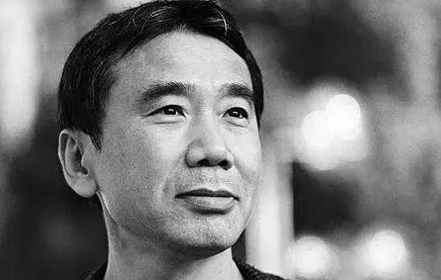 但賠率并非完全靠蒙。比如在2012年，Ladbrokes就成功壓中莫言獲獎。而去年得主阿列克謝耶維奇，在諾獎公布前一周反超村上春樹位列賠率榜首位。