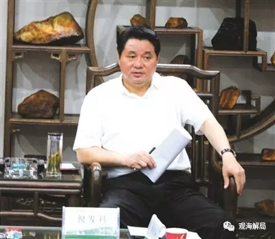 對于商人、老板的“雅贈(zèng)”，倪發(fā)科從不拒絕