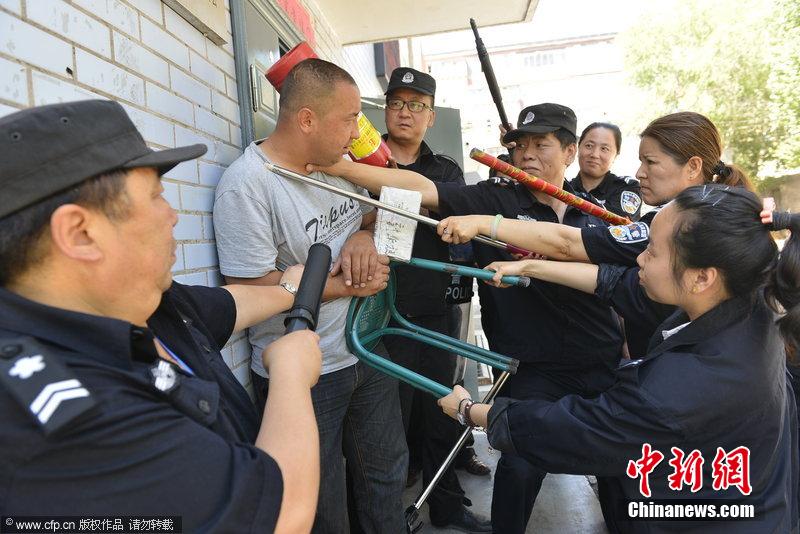 烏魯木齊防恐演練