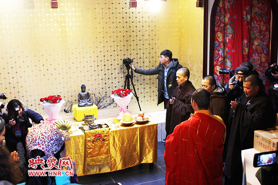 祈福法會現(xiàn)場。