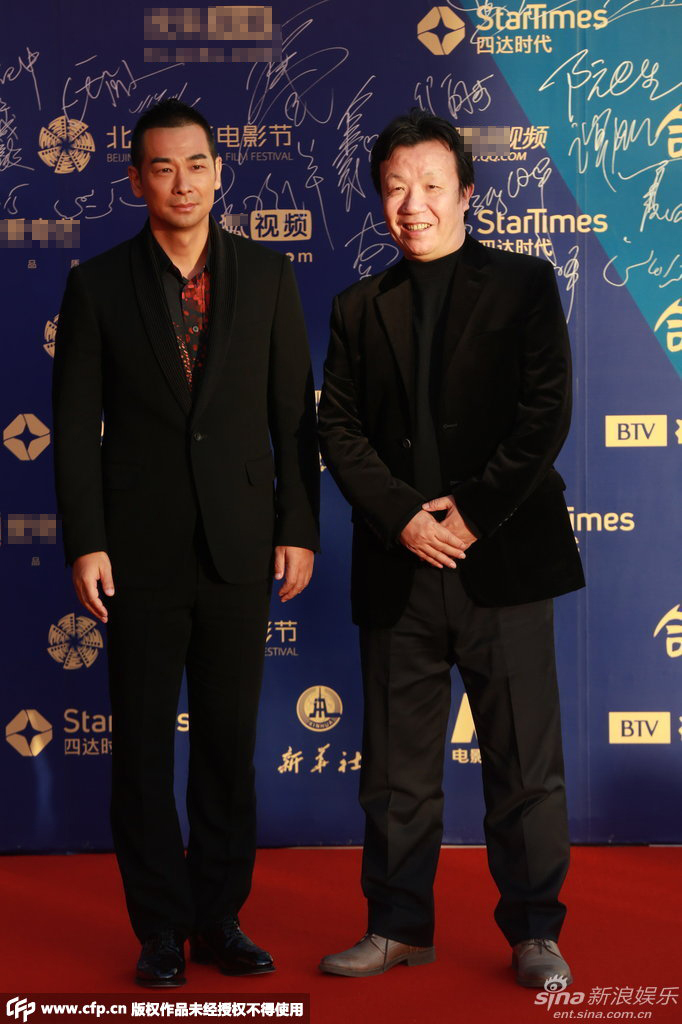 北影節(jié)閉幕豐胸美腿爭(zhēng)艷 新老女神齊來(lái)襲