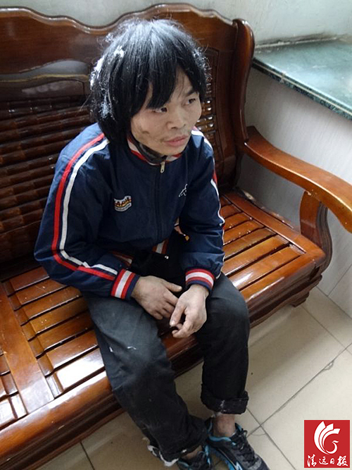 1997年16歲時被“杜某”以招工名義帶離家鄉(xiāng)關(guān)押干活至今。