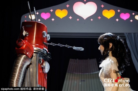 日本首個(gè)機(jī)器人婚禮于東京舉行