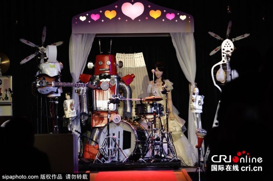 日本首個(gè)機(jī)器人婚禮于東京舉行