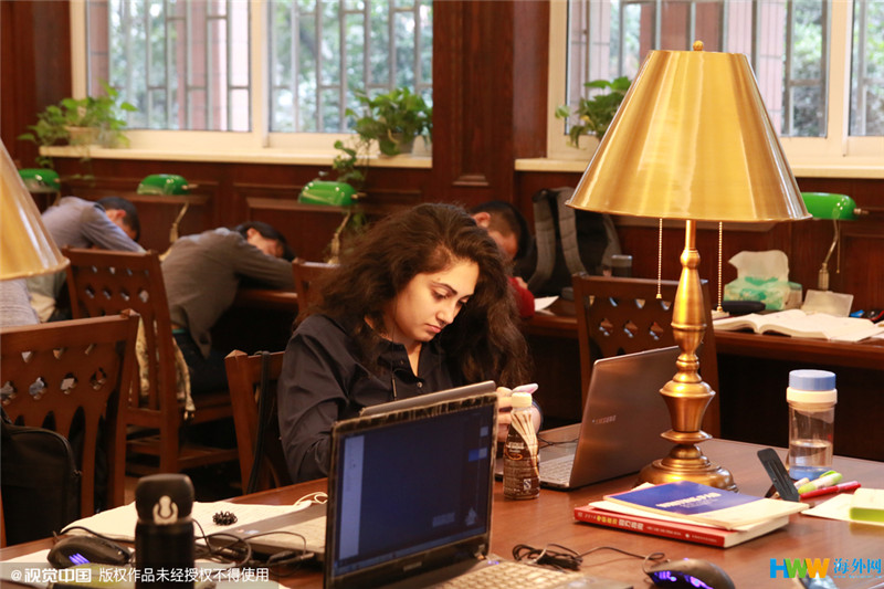 重慶大學改造翻新的“民國風圖書館”走紅網(wǎng)絡(luò)，引得無數(shù)網(wǎng)友點贊