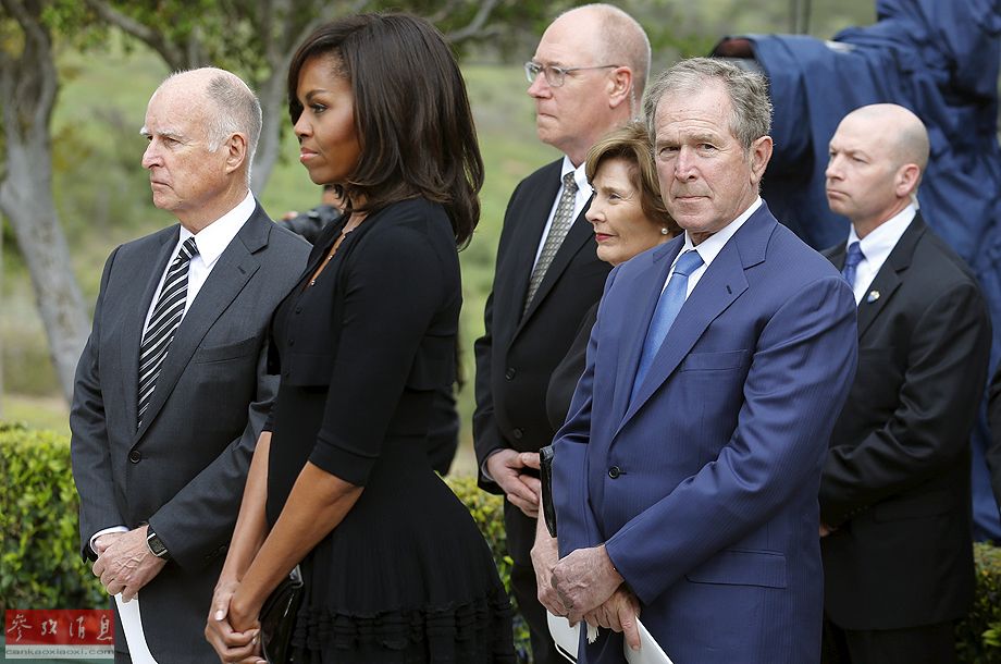 各國領(lǐng)導(dǎo)人退休后都干啥？小布什刷盤布朗教書