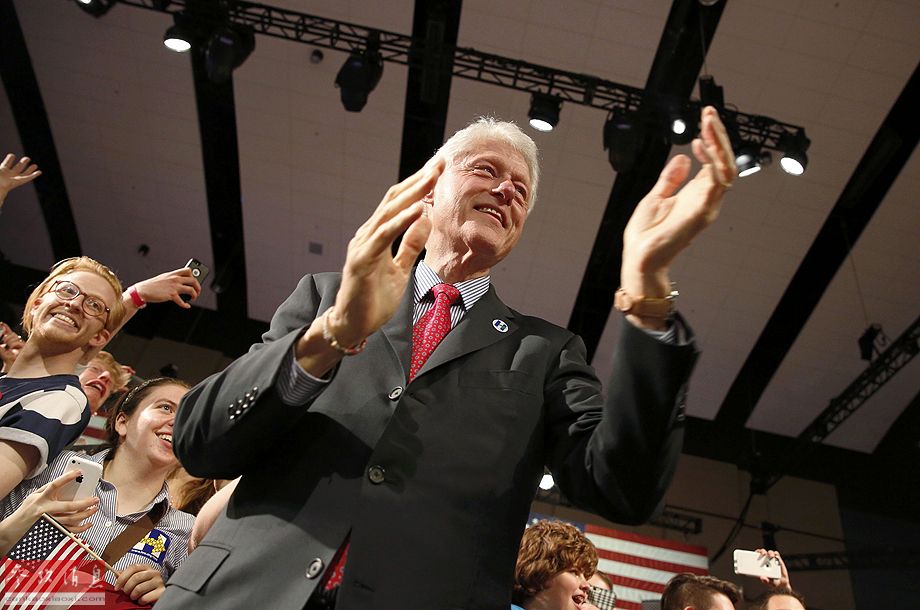 各國領(lǐng)導(dǎo)人退休后都干啥？小布什刷盤布朗教書