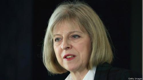 特雷莎·梅有關(guān)海外留學(xué)生的移民政策遭到猛烈批評(píng)。