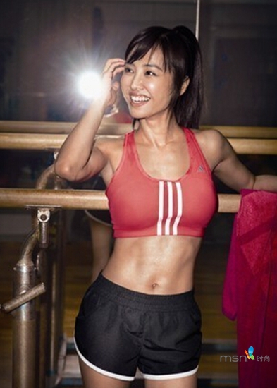 蔡依林 你的馬甲線“脫妝”了！