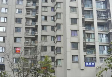 該小區(qū)的每個(gè)單元幾乎都開(kāi)有麻將館。